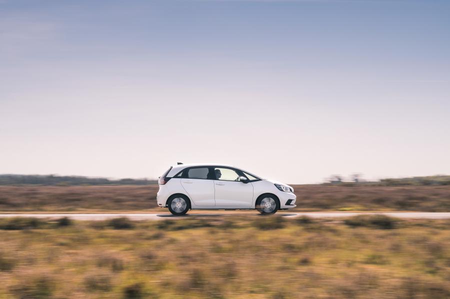  Honda Jazz e:HEV 2020 года  (UK) (фото 12 из 40)